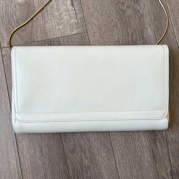 Roger Vivier Pouchette White Gold Clutch with Chain - Picture 3 of 11
